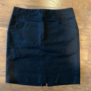 Classic  Banana Republic Black Women's Skirt